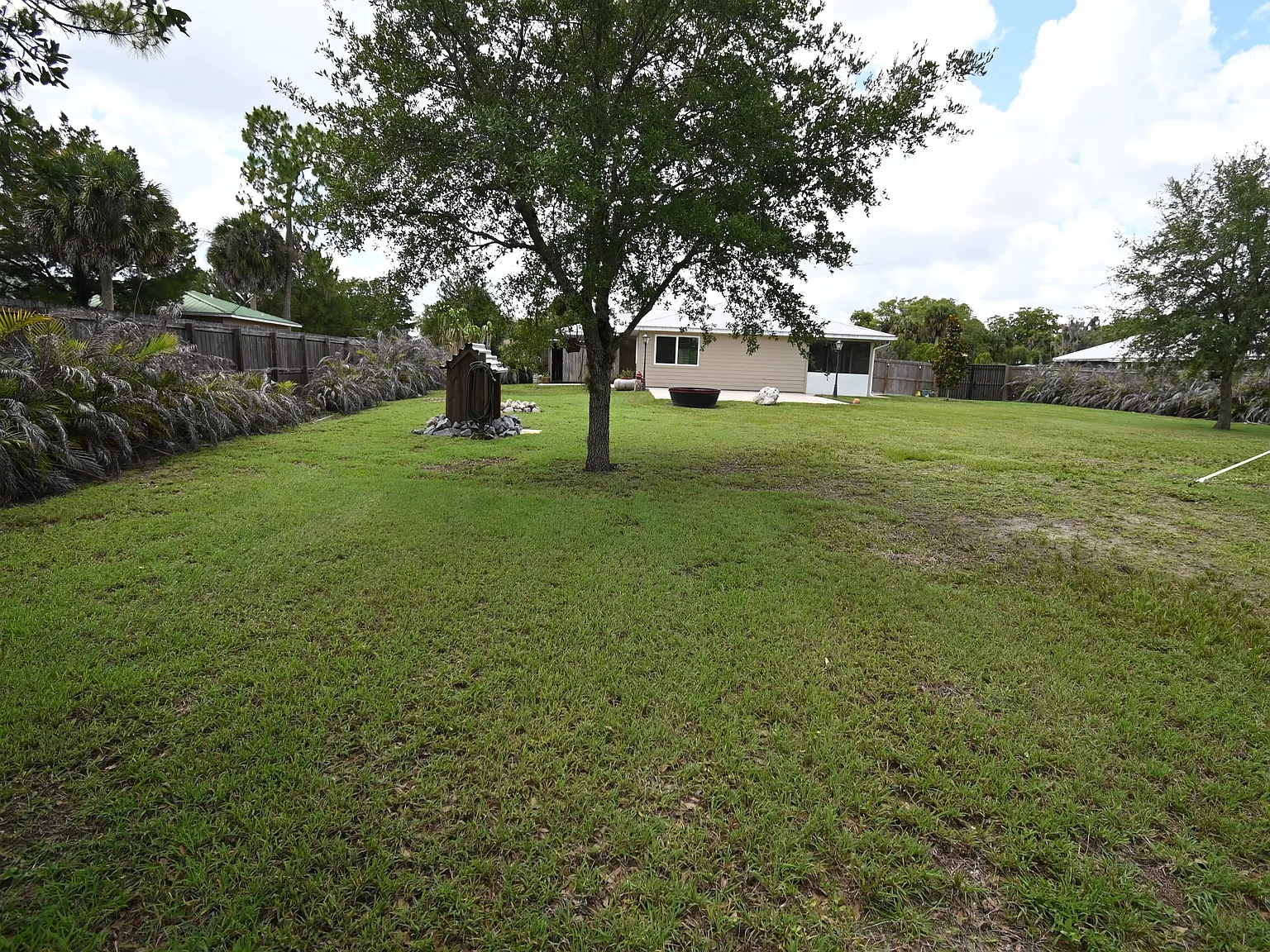 985 Quail Run - 1 — Photo 1