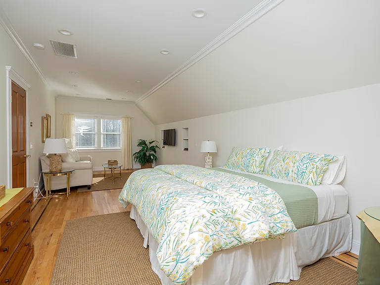 6 Wooded Oak Ln — Photo 12