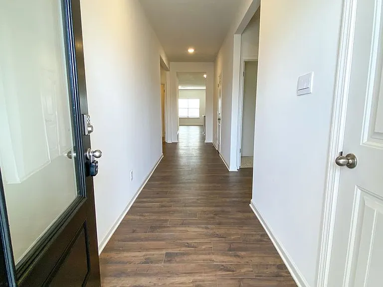 135 Driftwood Loop — Photo 2