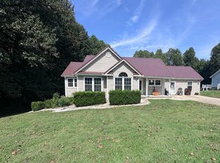 421 Halls Gap Estates Rd, Stanford, KY 40484