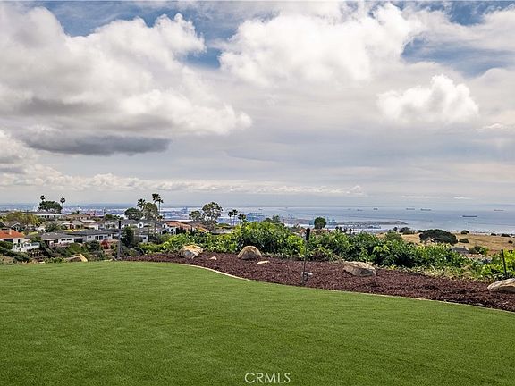 2nd image of 2727 San Ramon Dr
