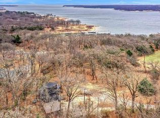 77 Golden Park Rd, Pottsboro, TX 75076