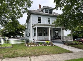 79 Lawler St, Holyoke, MA 01040