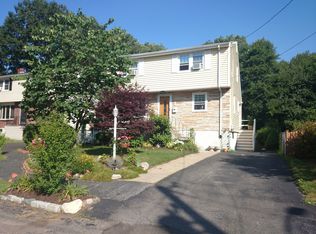 5 Plover St, West Roxbury, MA 02132