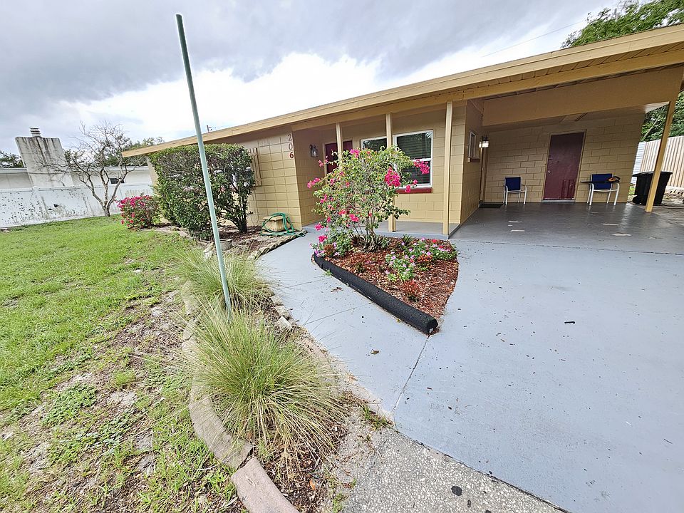1st image of 206 S Sunland Dr