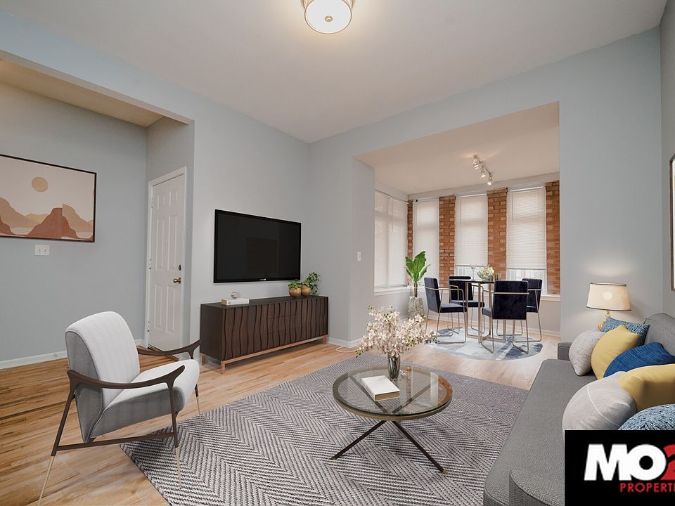 1st image of 2123 W Schiller St APT 1F