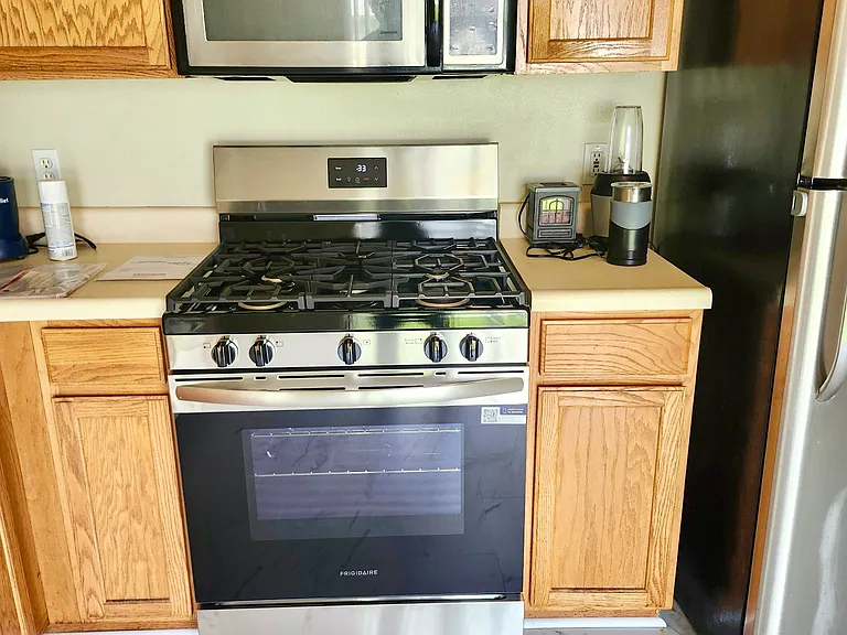 7079 Sue Ct — Photo 15
