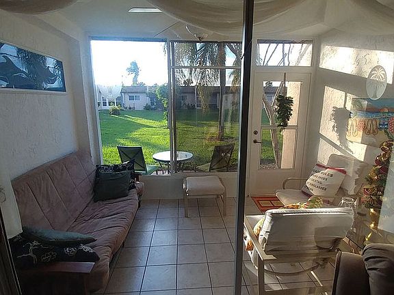 3rd image of Southpointe Villas Condo Ii C