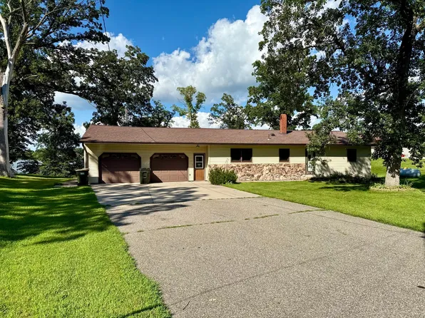 39684 Yellowpine Cir, Sauk Centre, MN 56378