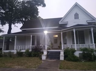 222 S Academy St, Geneva, AL 36340