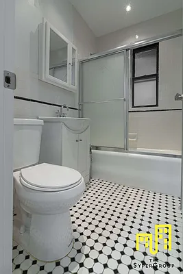 Rented by The Syper Group | media 16