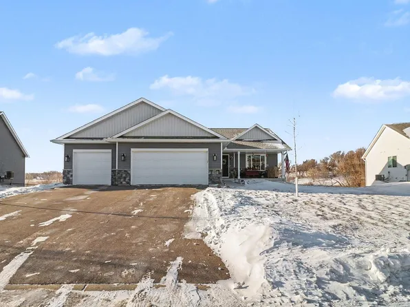 913 Mulberry Ave NE, Montgomery, MN 56069