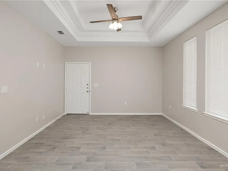 2704 W Harrison Ave #2 — Photo 4