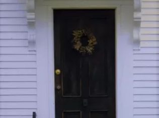58 Glidden St #2, Newcastle, ME 04553