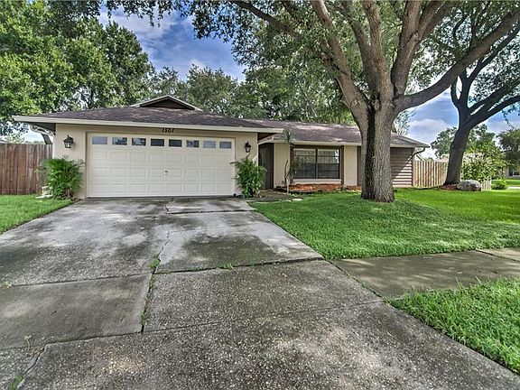 2nd image of 1501 Blueteal Dr