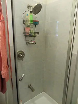 Rented by Performing Assets Corp | media 33