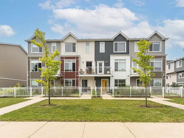 215 Saddleback Rd NW #61, Edmonton, AB T6J 5T6