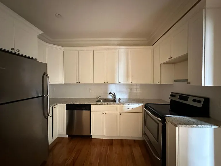 9201 John F Kennedy Blvd #22E — Photo 2