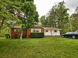 350 Halstead Dr, Crossville, TN 38555
