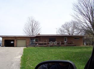9049 Elmdale Rd, Clarksville, MI 48815
