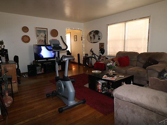 4th image of 919 Malzahn St