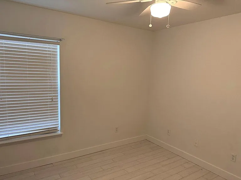 760 S Lilac Loop — Photo 15