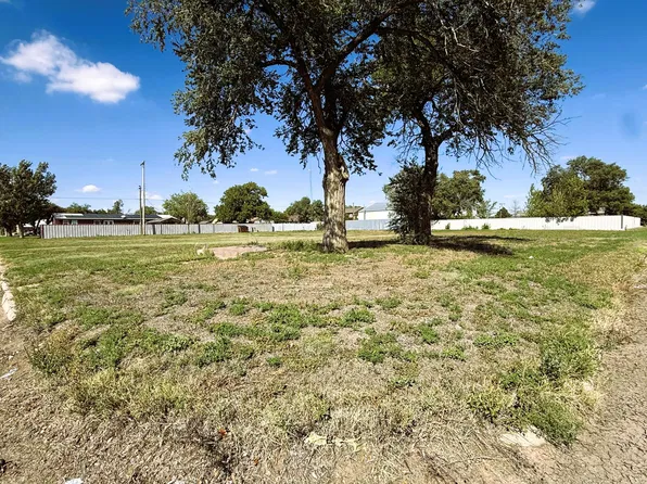 N 2nd St, Stratford, TX 79084