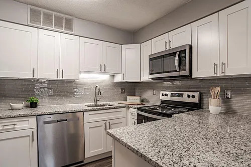 Riverwind Apartment Homes Photo 1