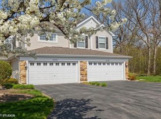 4338 Shooting Star Dr, Island Lake, IL 60042