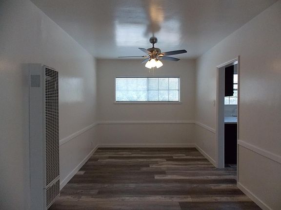 2nd image of 11594 1/2 Gateway Blvd #11594-1/2