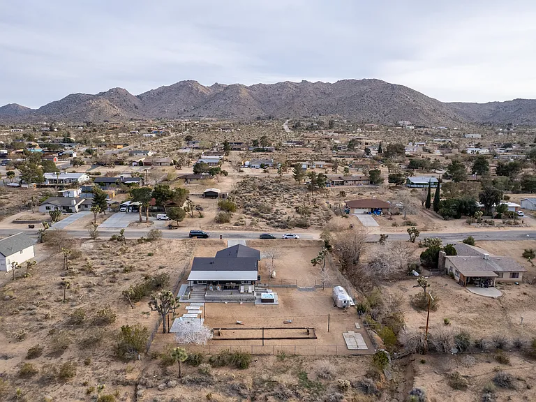 60432 Natoma Trl — Photo 47