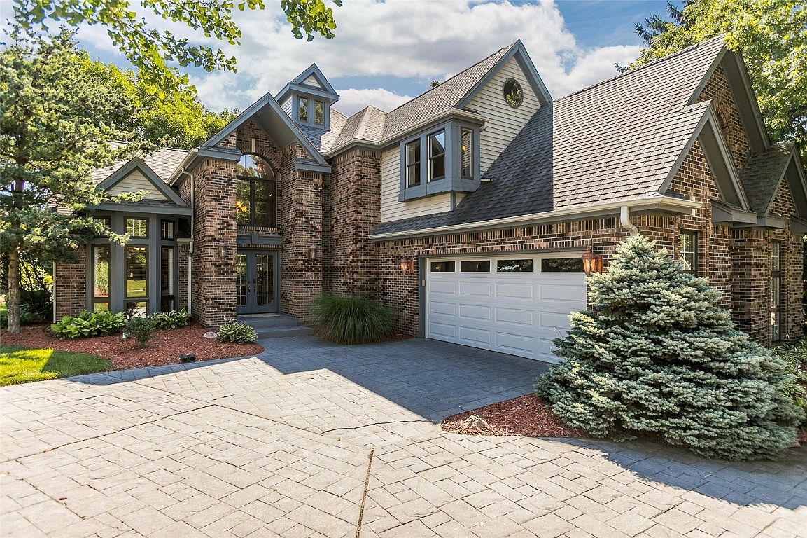 1701 Brown Deer Rd, Coralville, IA 52241 Zillow