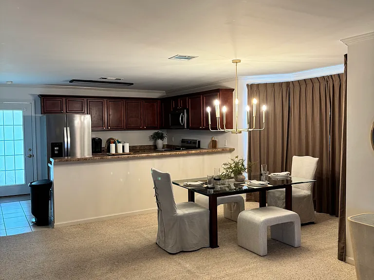 529 Versailles Blvd #H — Photo 3