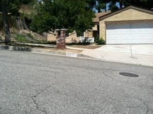 27926 Calypso Ln, Santa Clarita, CA 91351