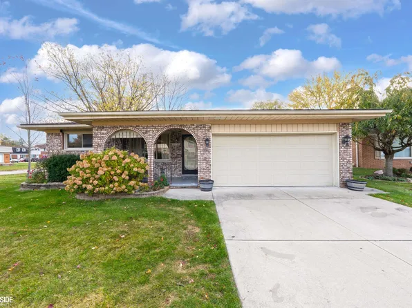 31736 William Dr, Chesterfield, MI 48047