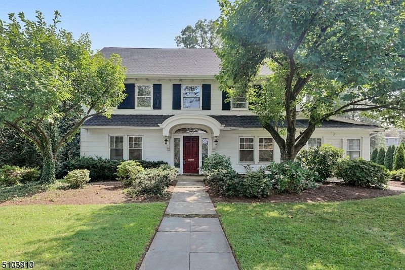 648 E Broad St Westfield Nj 07090 Mls 3741293 Zillow