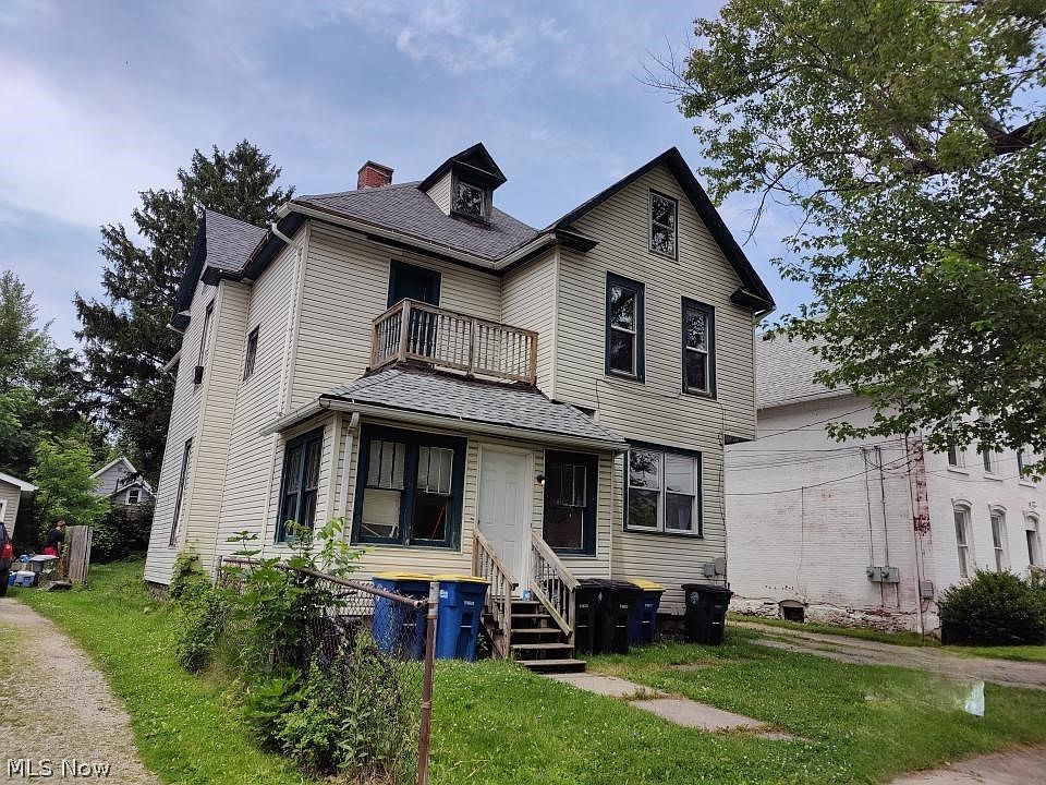 1st image of 1335 W 3rd St