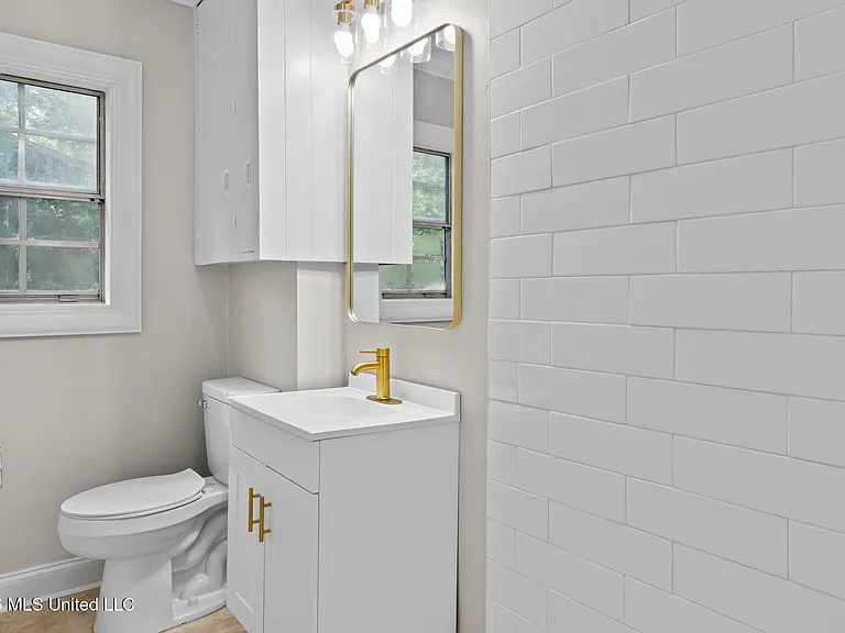 1112 Meadowbrook Rd — Photo 29