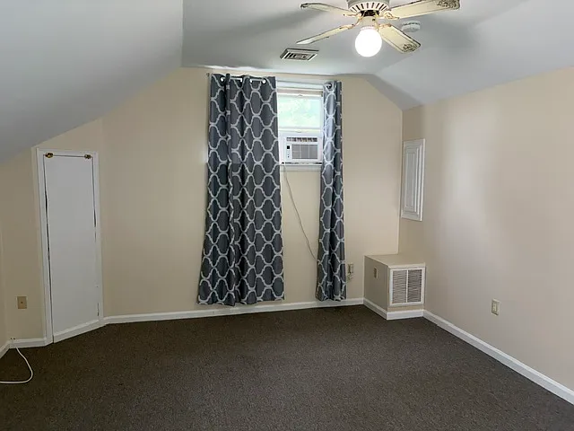 2nd floor bedroom
