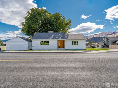 921 Easy Street, Wenatchee, WA, 98801