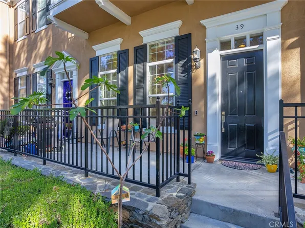 24016 Bridgeport Ln Unit 39, Santa Clarita, CA 91355