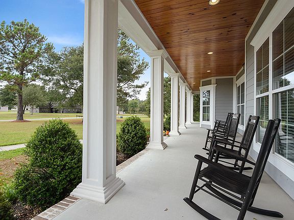 5th image of 23830 Stablewood Dr