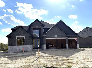 35962 Cascade Dr, New Baltimore, MI 48047