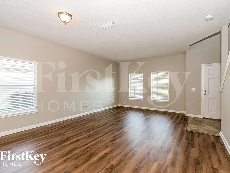 7266 Rampart Ridge Cir — Photo 2