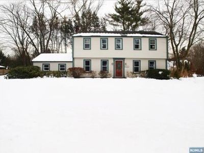 617 Florence Rd, River Vale, NJ, 07675