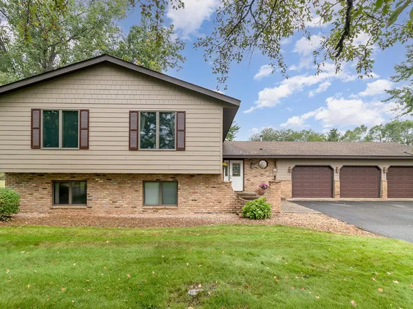 5440 Hilltop Ave N, Lake Elmo, MN 55042