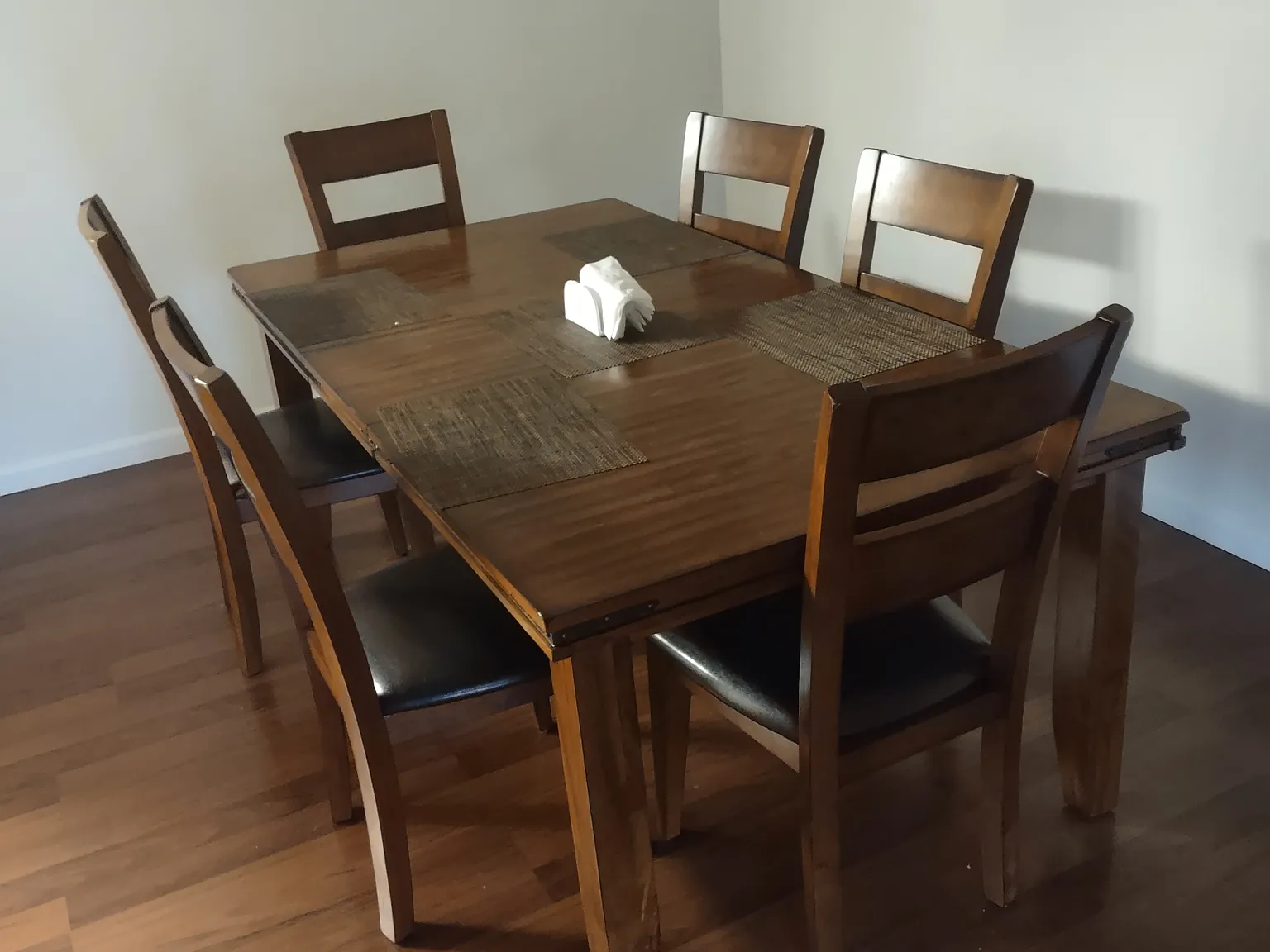2 bed, 1741 sqft, $2,500 — Photo 2