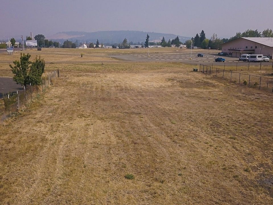 1st image of 18th St Lot 1