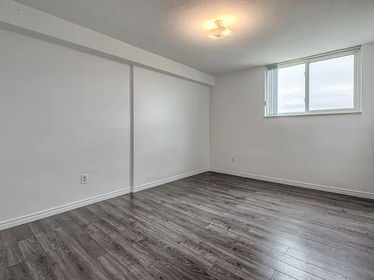 1350 York Mills Rd #1802 — Photo 12