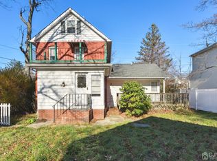 711 Old Post Rd, Edison, NJ 08817